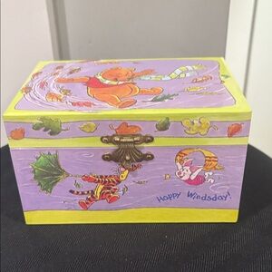 Kreisler Purple Winnie the Pooh Jewelry / Music Box
